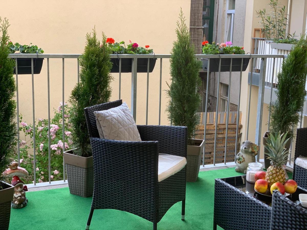 Niki Apartment Wenen Buitenkant foto